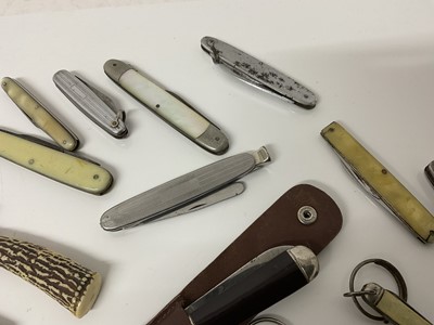 Lot 362 - Collection of pen knives