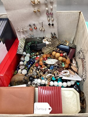 Lot 1132 - Large collection of costume jewellery to include silver and amber pendant and earrings, other silver jewellery and various bead necklaces, earrings, etc