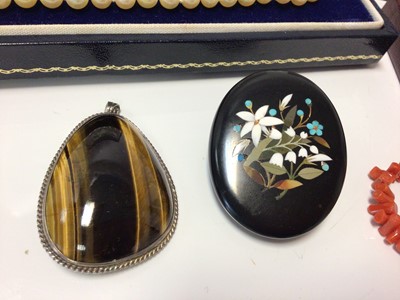 Lot 602 - Group of jewellery to include a coral necklace, a cultured pearl two-strand necklace and earrings, pietra dura brooch, amber earrings, carnelian earrings etc