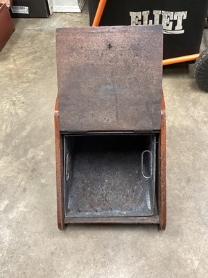 Lot 1279 - Victorian mahogany polescreen together with a coal purdonium