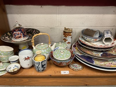 Lot 225 - Quantity of antique and vintage Japanese porcelain plates, bowls and cups