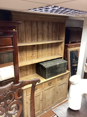 Lot 1395 - Victorian pine dresser