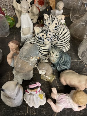 Lot 209 - Large quantity of animal figures and figurines to include Doulton, Nao, Copenhagen etc