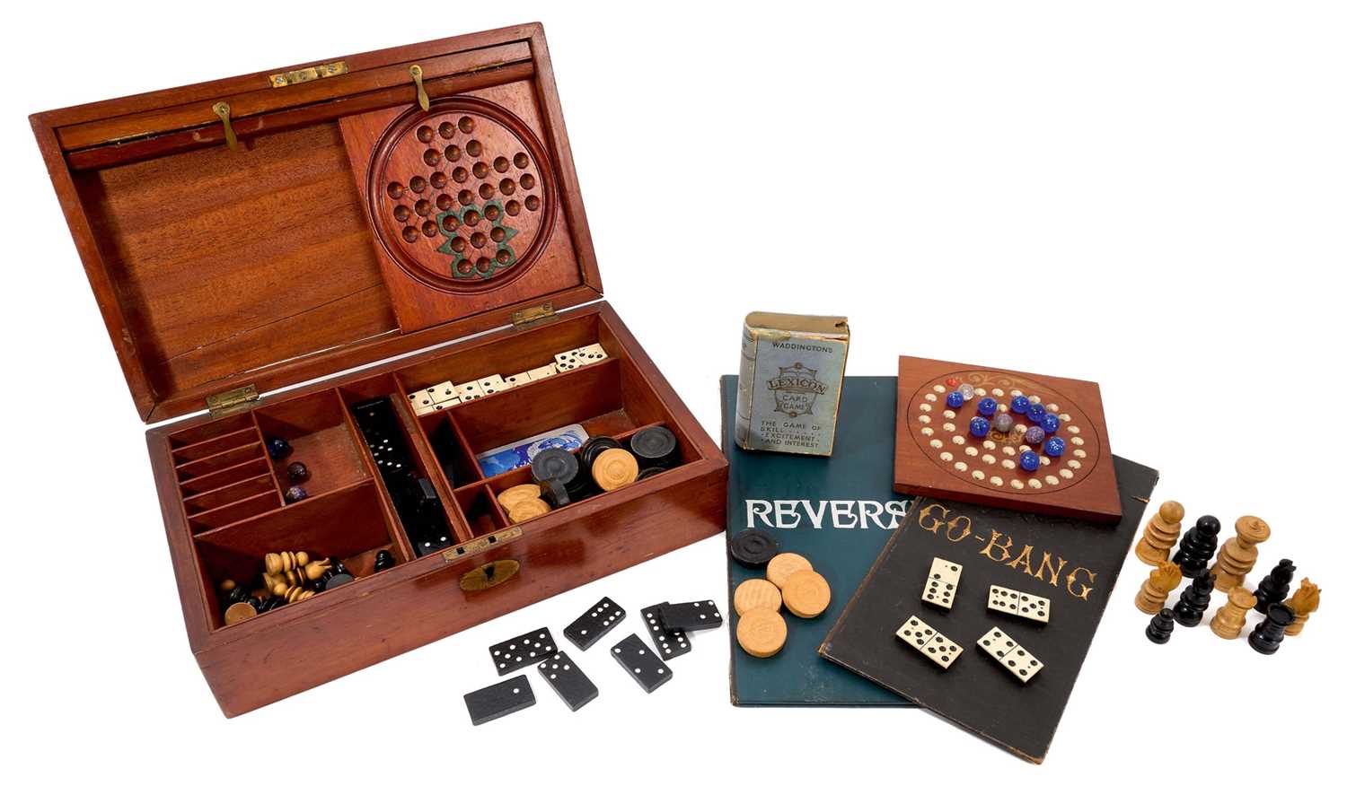 Compendium Game System Lot 785 - Victorian cased games compendium