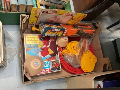 Lot 541 - Group of assorted vintage toys to include model railway