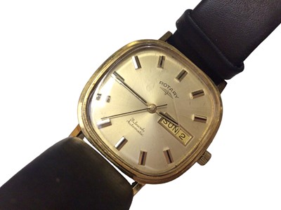 Lot 111 - 1970s gentlemen's 9ct gold cased Rotary automatic calendar wristwatch, boxed