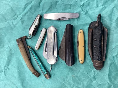 Lot 396 - Lot old pen knives including military