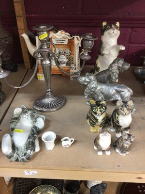 Lot 723 - Portmeirion novelty teapot , novelty cats and dog ornaments