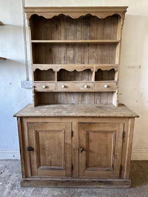 Lot 1373 - Antique pine dresser with associated top