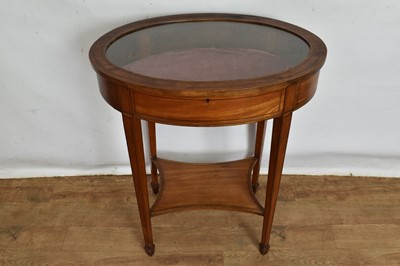 Lot 1375 - Edwardian inlaid satinwood bijouterie table of oval form