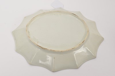 Lot 38 - Worcester porcelain fan shaped green dish