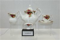 Lot 2112 - Royal Albert Old Country Roses tea and dinner...