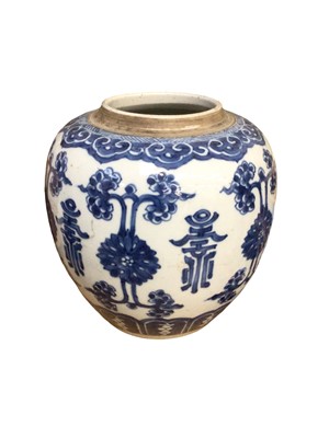 Lot 64 - 19th century Chinese blue and white porcelain jar