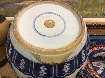 Lot 64 - 19th century Chinese blue and white porcelain jar