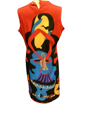 Lot 2078 - 1970s Italian Surrealist dress, size 12 in Trevira fabric, with printed signatures within the design