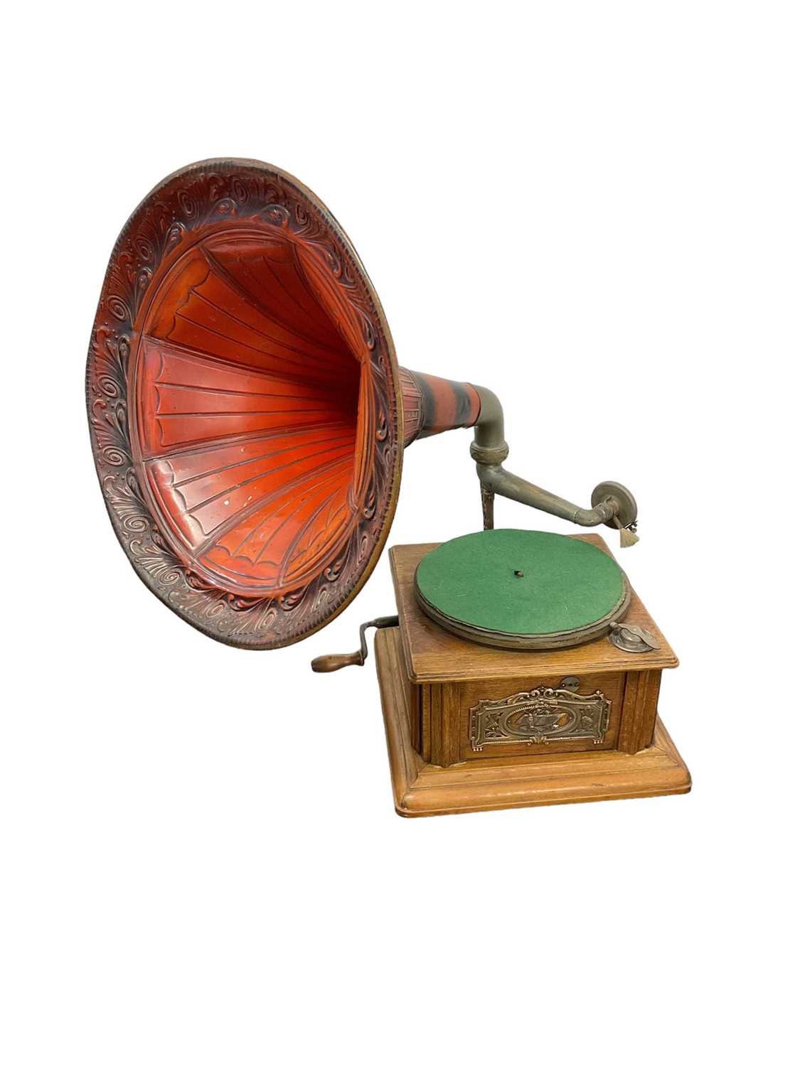 Lot 2204 - Wind-up gramophone