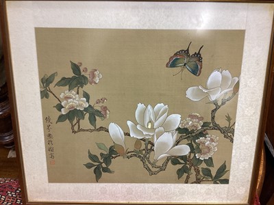 Lot 612 - Lot oriental pictures and folding screen