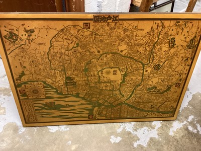 Lot 612 - Lot oriental pictures and folding screen
