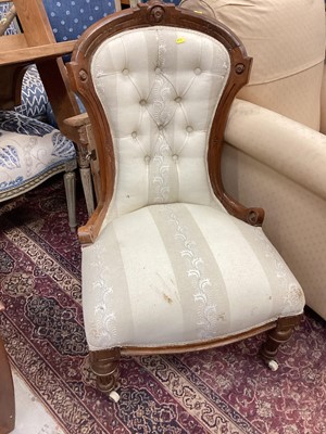 Lot 1314 - Victorian walnut framed chair with buttoned upholstery on fluted turned front legs and ceramic castors