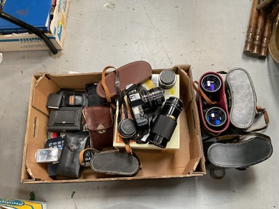 Lot 453 - Canon cameras and accessories together with binoculars and other camera accessories.