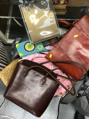 Lot 127 - Large quantity of handbags, including leather, beaded, etc