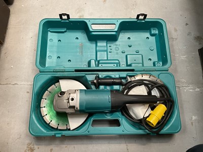 Lot 475 - Makita 9069 grinder in box.