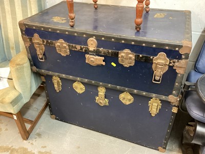 Lot 1405 - Two vintage trunks