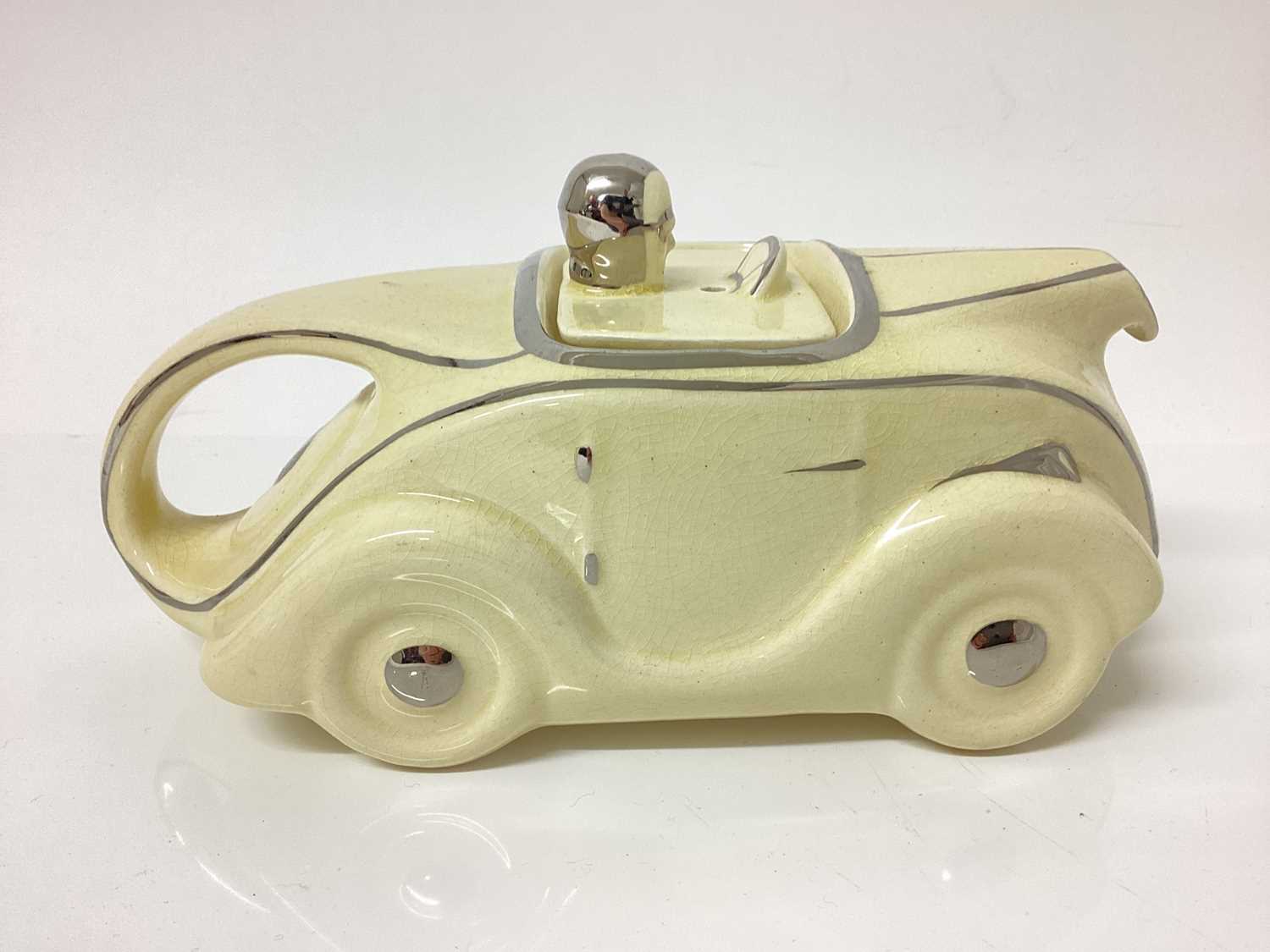 Lot 1132 Art Deco car teapot