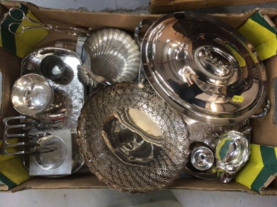 Lot 708 - Group of silver plate