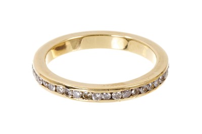 Lot 580 - Diamond full band eternity ring