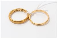 Lot 3234 - Gold (22ct) wedding ring and another yellow...