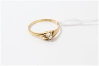 Lot 3235 - Victorian-style gold (18ct) diamond single...