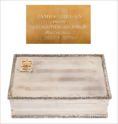 Lot 13 - H.M.Queen Elizabeth II, fine gold and silver presentation table box