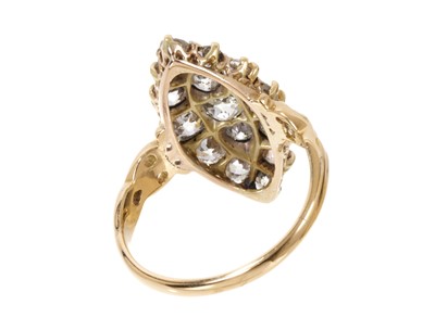 Lot 460 - Victorian diamond navette form ring