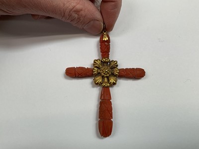 Lot 465 - Large Regency carved coral and gold mounted cross pendant
