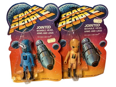 Lot 27 - Tomland Industries (c1982) Space People (Adaptions of 1977 Star Raiders Zhor, Ridal, Tago, Oov, Ah & Yog), all on card with bubblepack No.2130 (complete set) (6)