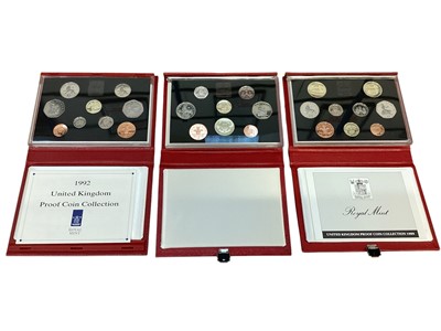 Lot 568 - G.B. - Royal Mint mixed proof sets to include red cased deluxe issues 1985, 1986, 1987, 1988, 1989, 1990, 1991, 1992 x 2, 1993, blue cased non deluxe 1971, 1978, 1983, 1984, pre 1947 coins & other...