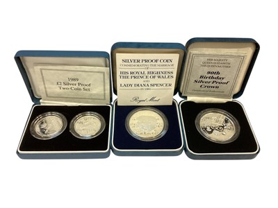 Lot 569 - G.B. - Royal Mint mixed silver proof coins to include Crowns 1981, 1990, One Pounds 1983, 1989, 1992, 1999 Fifty Pence 1992-1993, Ten Pence Piedfort 1992 and two coin sets, 1989 £2's, 1992 10p's &...