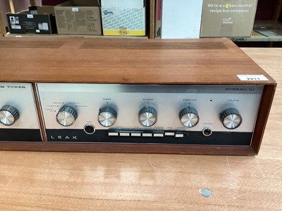 Lot 2211 - Leak stereo unit