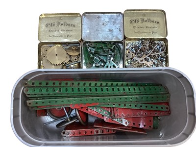 Lot 1912 - Selection of loose Meccano (qty)