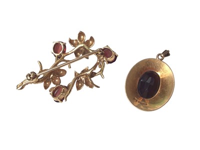 Lot 87 - 9ct gold garnet and pearl floral spray brooch and 9ct gold smoky quartz pendant in engraved floral mount