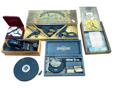 Lot 2468 - Group of tools, including vintage Record and Stanley planes