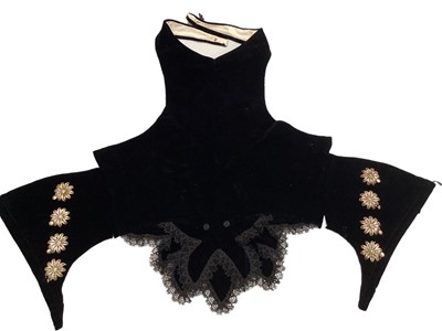 Lot 2141 - Ladies bodice, Swiss, circa 1900