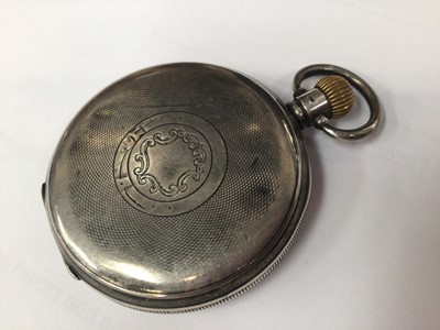 Lot 2543 - Burr pocket watch case containing silver pocket watch