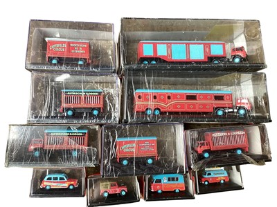 Lot 1988 - Oxford Chipperfield's Circus diecast vehicles, in Perspex boxes, plus Solido Circus vehicles (1 box)