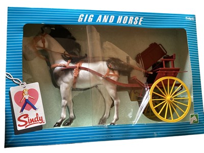 Lot 2000 - Pedigree Sindy Gig and Horse, boxed (1)