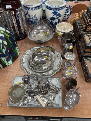 Lot 417 - Collection of silver plated items