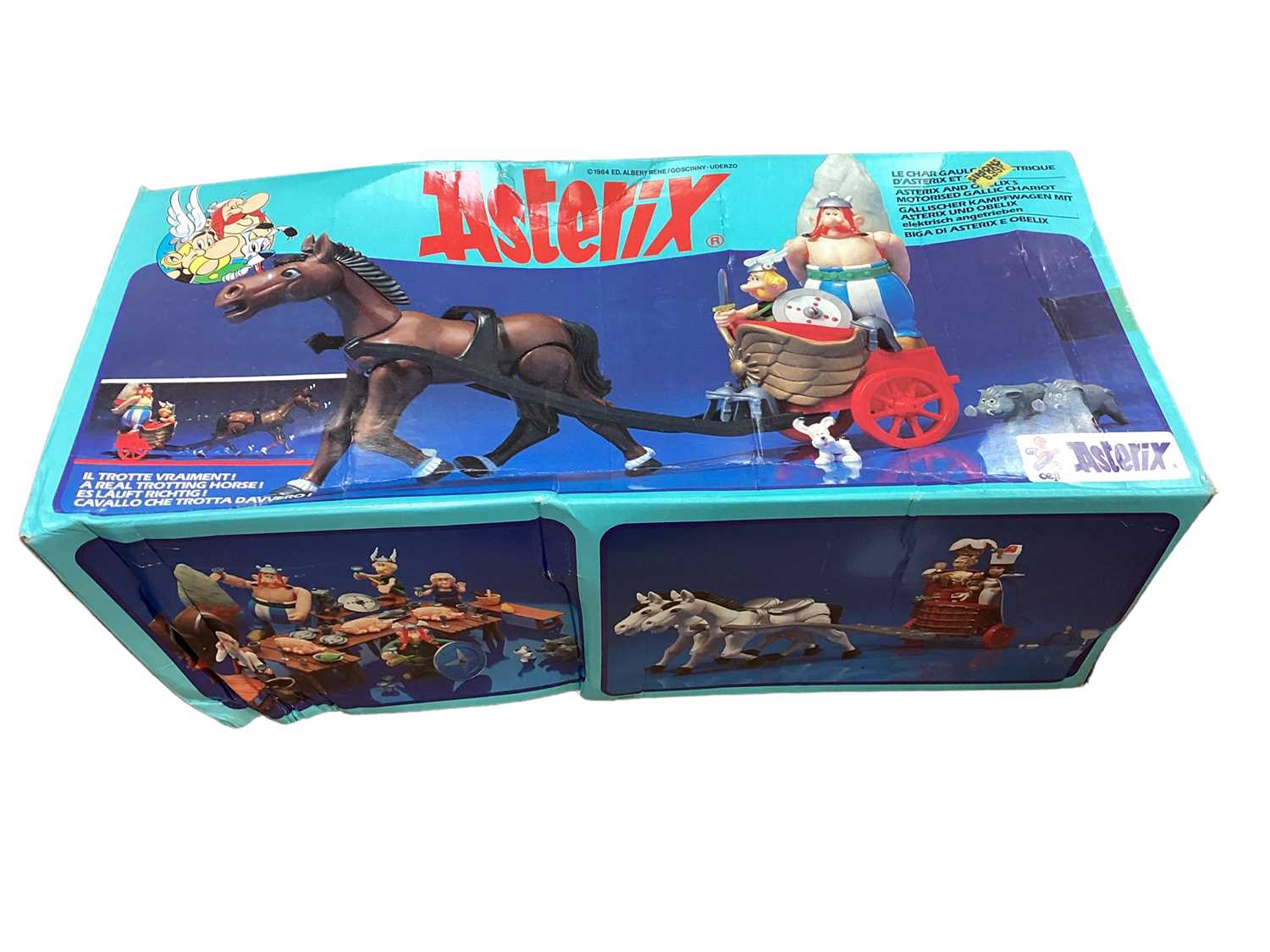 Lot 2012 - CEJI Asterix & Obelix's Motorised Gallic Chariot & Fortress, both in poor boxes (2)