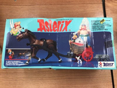 Lot 2012 - CEJI Asterix & Obelix's Motorised Gallic Chariot & Fortress, both in poor boxes (2)