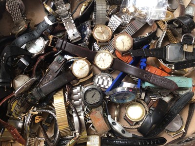 Lot 232 - Quantity of vintage and contemporary wristwatches